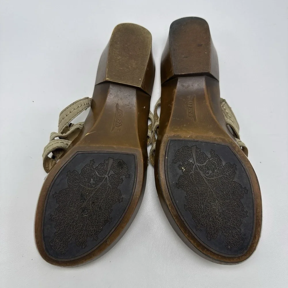 EARTH Saffron Thong Flips Flops Sandals Shoes Women's US Size 8 Jeweled